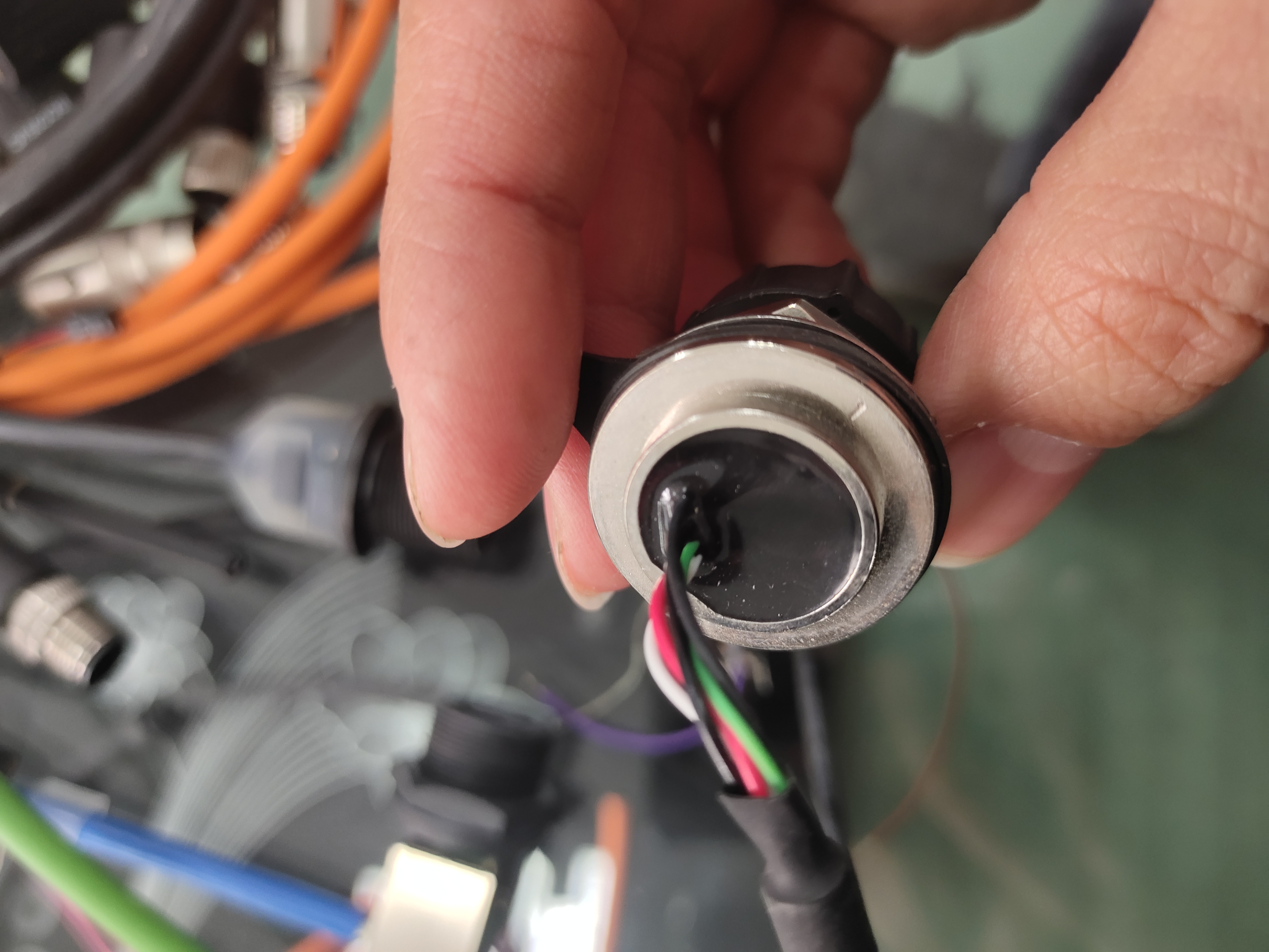 通讯连接器用胶方案